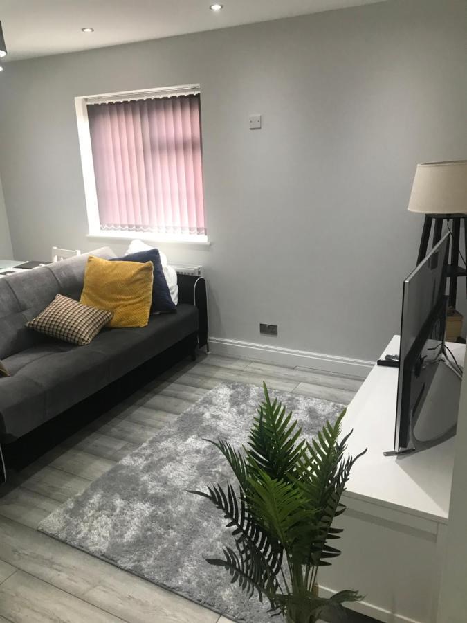 Cozy! 2-Bedroom Exclusive Apartment Near Bristol City Centre Easton Speedwell Sleeps Upto 6 Exterior foto